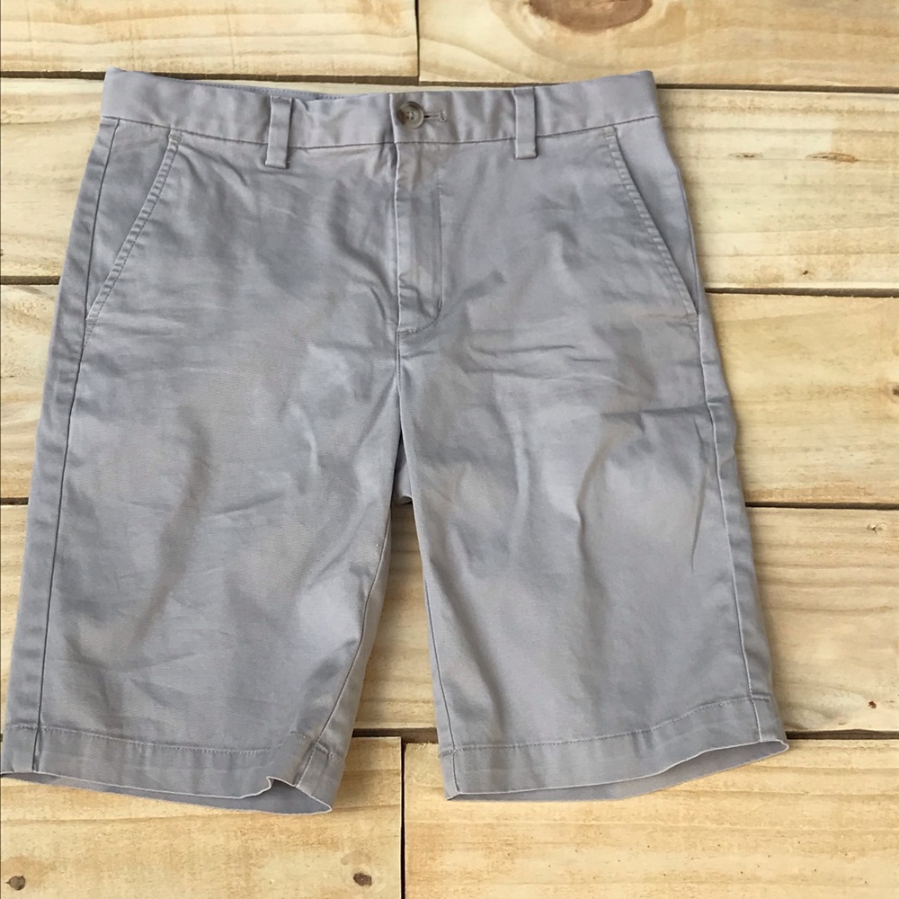 Youth Vineyard vines khaki shorts
